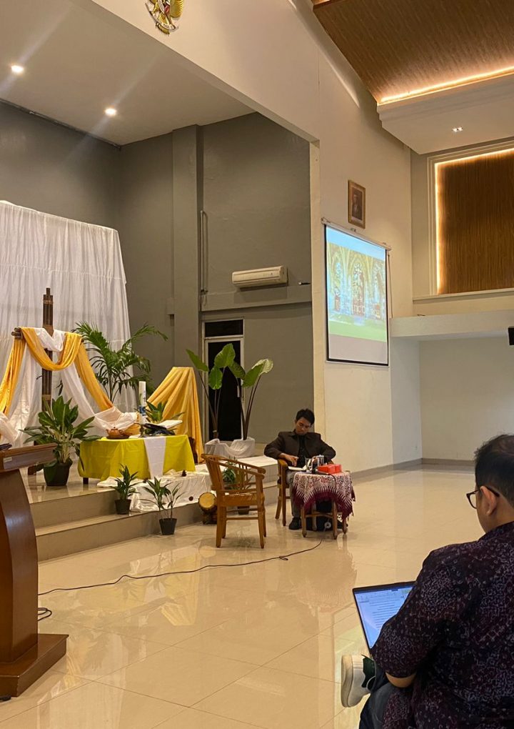 Kuliah Umum Tamu STFT Jakarta: “The Relevance of pre-christendom Celtic Christian Sprituality for a post-Christendom Church”