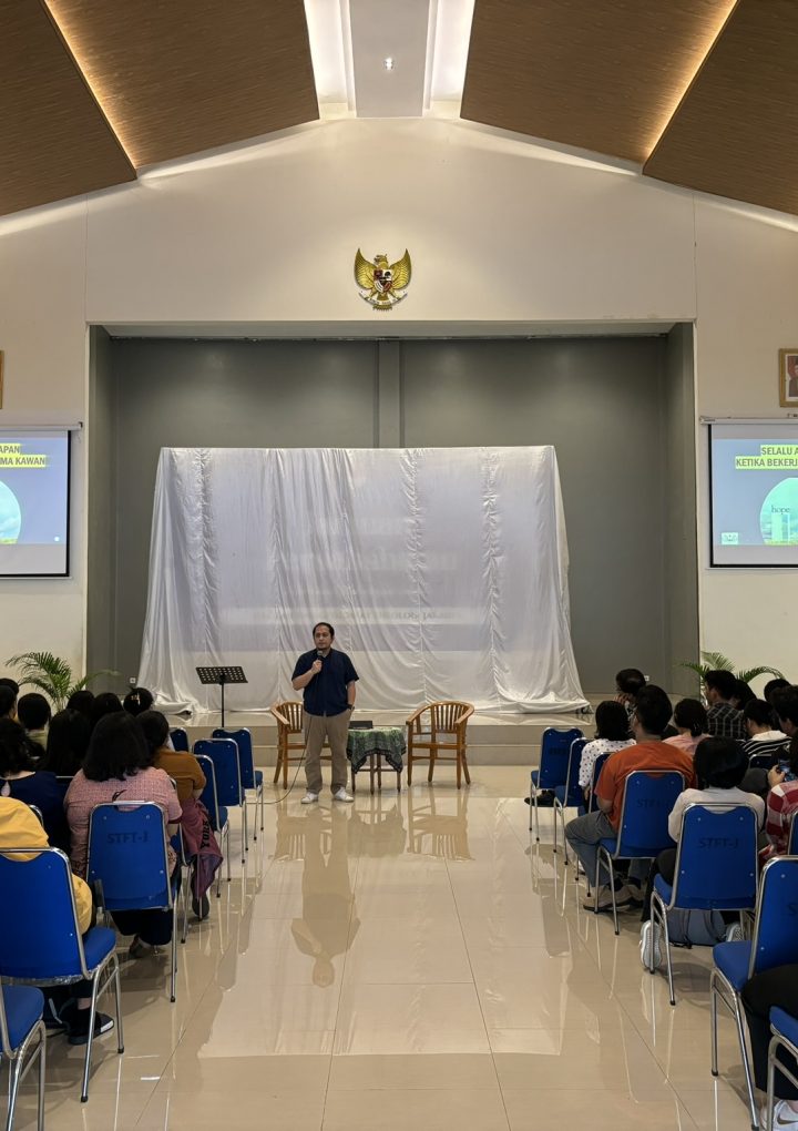 Community Day: Sarasehan Bersama Ketua STFT Jakarta
