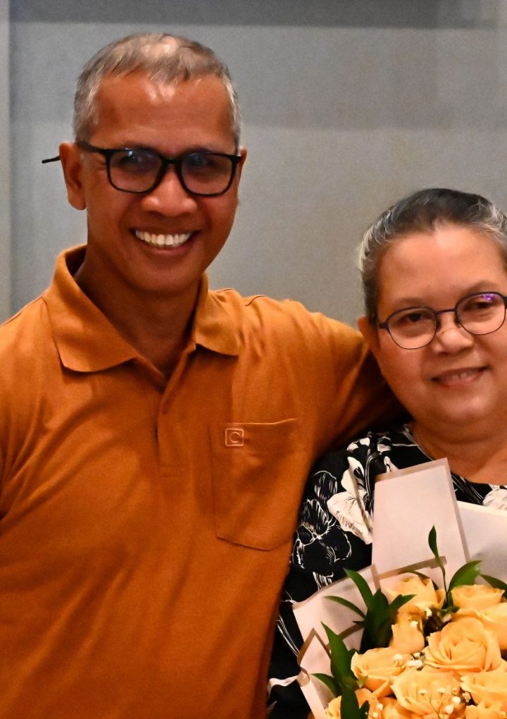 Kebersamaan Karyawan STFT Jakarta Dalam Rangka Purnabakti Ibu Rince Siregar dan Andrei Simon Amisi