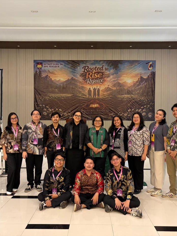Tim Fasilitator STFT Jakarta melayani dalam Retreat Guru Bimbingan Konseling BPK PENABUR